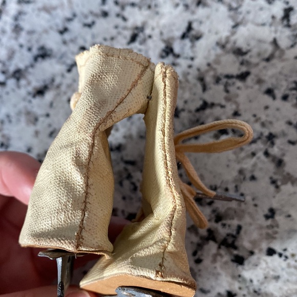 Old vintage doll ice skates - Picture 4 of 5